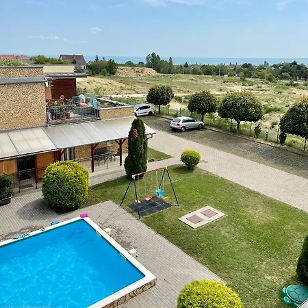 Gabi Panoramaapartman بالاتونفوريد