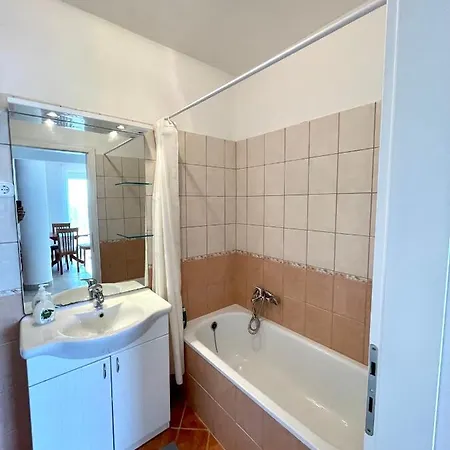 Gabi Panoramaapartman شقة *