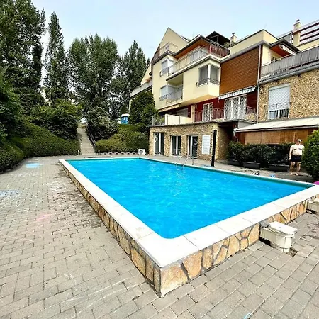 Gabi Panoramaapartman شقة